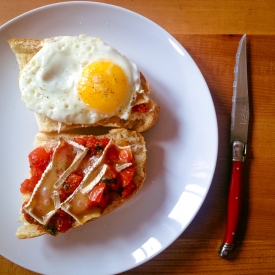 Tomato Breakfast Tartine