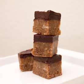 Creamy Chocolate Caramel Bars (Raw)