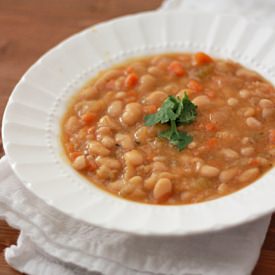 Slow Cooker Vegetable Bean Soup