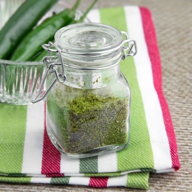 Home-made Green Chilli Powder