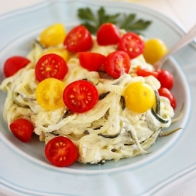 Creamy Lemon Zucchini Noodles