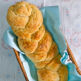 Cheddar Brioche Braid