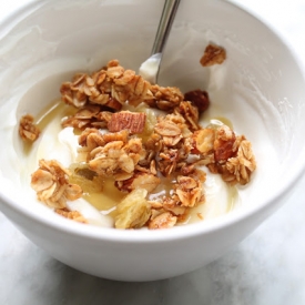 Vanilla & Raisin Granola