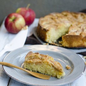 Grandma’s Apple Cake