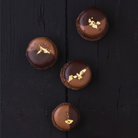 Macarons with Chocolate Mousse