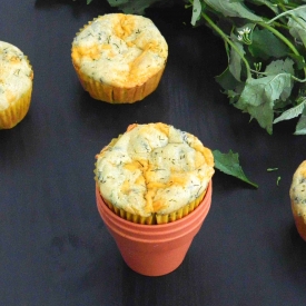 Oats Spinach Cheddar Muffins