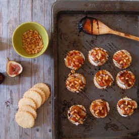 Figs with Pine Nut Cookies