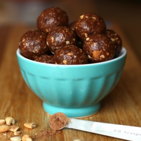 PB Cup No-Bake Snack Bite