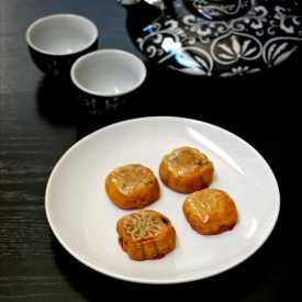 Chinese Red Bean Moon Cakes