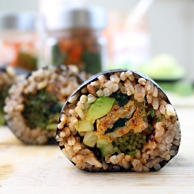 Kimchi Avocado Roll