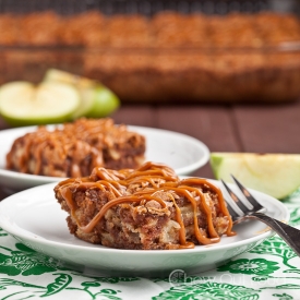 Apple Cinnamon Caramel Cake