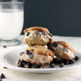 Chocolate Cookie Ice Cream Sammies