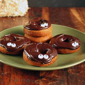 Baked Pumpkin Donuts for Halloween