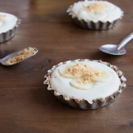 Healthy Mini Banana Cream Pies