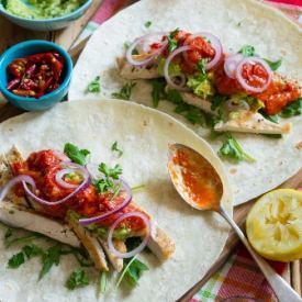 Chicken Wraps with Tomato Relish