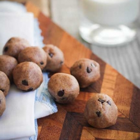 Chocolate Chip Cookie Dough Bites