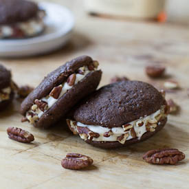 Whiskey Whoopie Pies