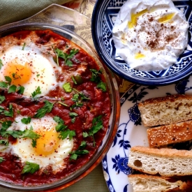 Turkish Eggs with Yoghurt