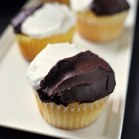 Black and White Cupcakes