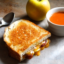 Autumn Grilled Cheese