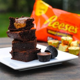 Peanut Butter Cup Blender Brownies