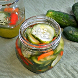 Sweet & Spicy Refrigerator Pickles