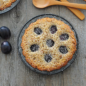 Warm Almond Cakes with Grapes