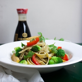 Veggies Noodles with Asian Dressing