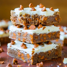 White Chocolate Cinnamon Chip Bars