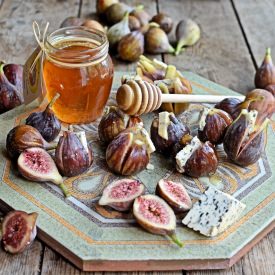 Figs with Blue Cheese & Honey