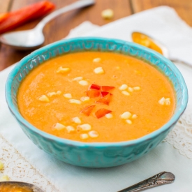 Creamy Vegan Corn & Red Pepper Soup