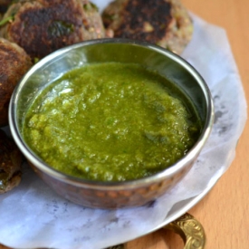 Phalahari Hari (Coriander) Chutney