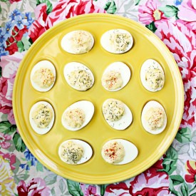 Deviled Eggs with Dill and Paprika