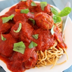 Slow Cooker Turkey Pesto Meatballs