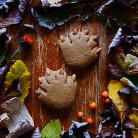 Bear Paws (Molasses Cookies)