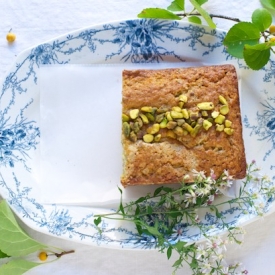 Pistachio and Orange Yogurt Cake