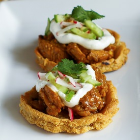 Butter Chicken Sopes