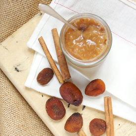 Cinnamon Apricot Applesauce