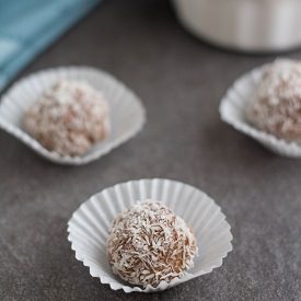 Chocolate Coconut Oil Candies