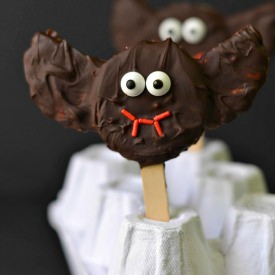 Flying Bat Cookie Pops