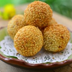 Jian Dui /Fried Glutinous Rice Ball