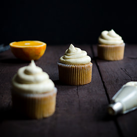 Pumpkin Spiced Cupcakes with Curd