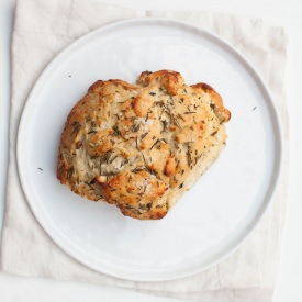 Rosemary + Roasted Garlic Bread