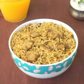 Mushroom Pea Biryani