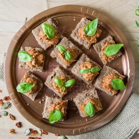 Herb Crackers