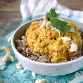 Slow Cooker Cashew Chicken Curry