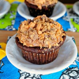 Chocolate Butterfinger Cupcakes