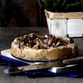 Fig Tarte with Balsamic Shallots