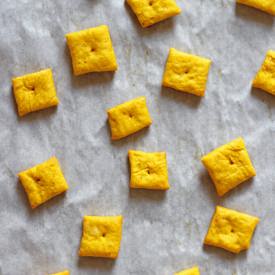 Pumpkin Cheddar Crackers