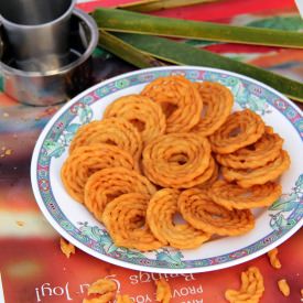 Kai Murukku (Crispy Snack)